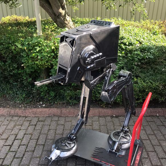The AT-ST 'Chicken Walker' (UK only)