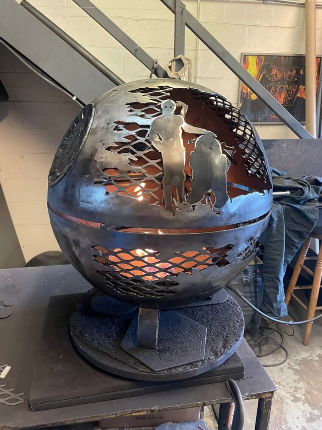 The Death Star Fire Pit - 560mm