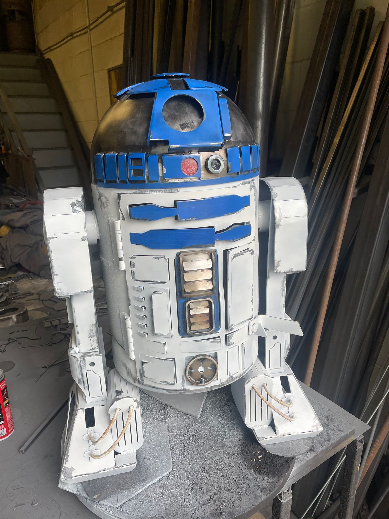 R2D2 WOOD BURNER WITH MOVIE PAINT FINISH